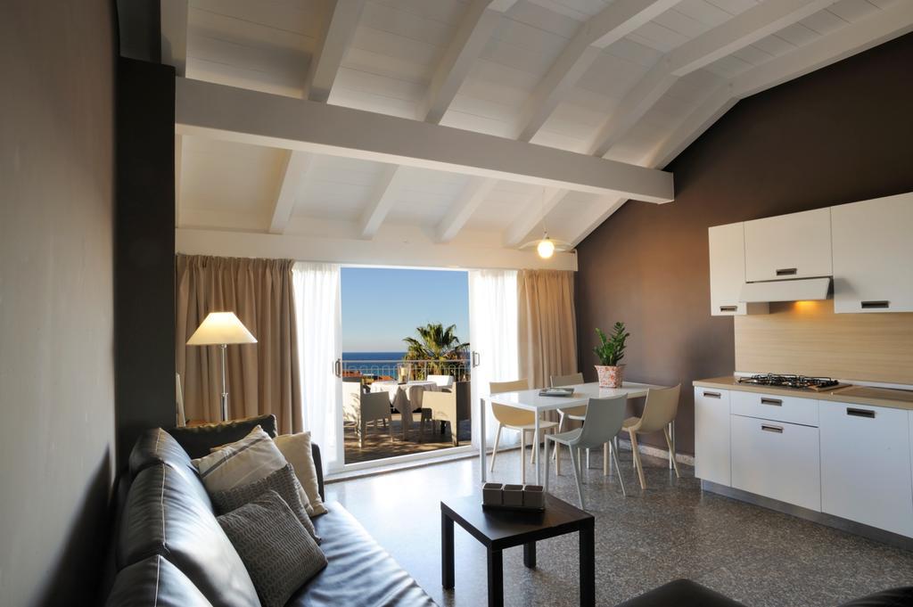 Residence Oliveto Ceriale Zimmer foto