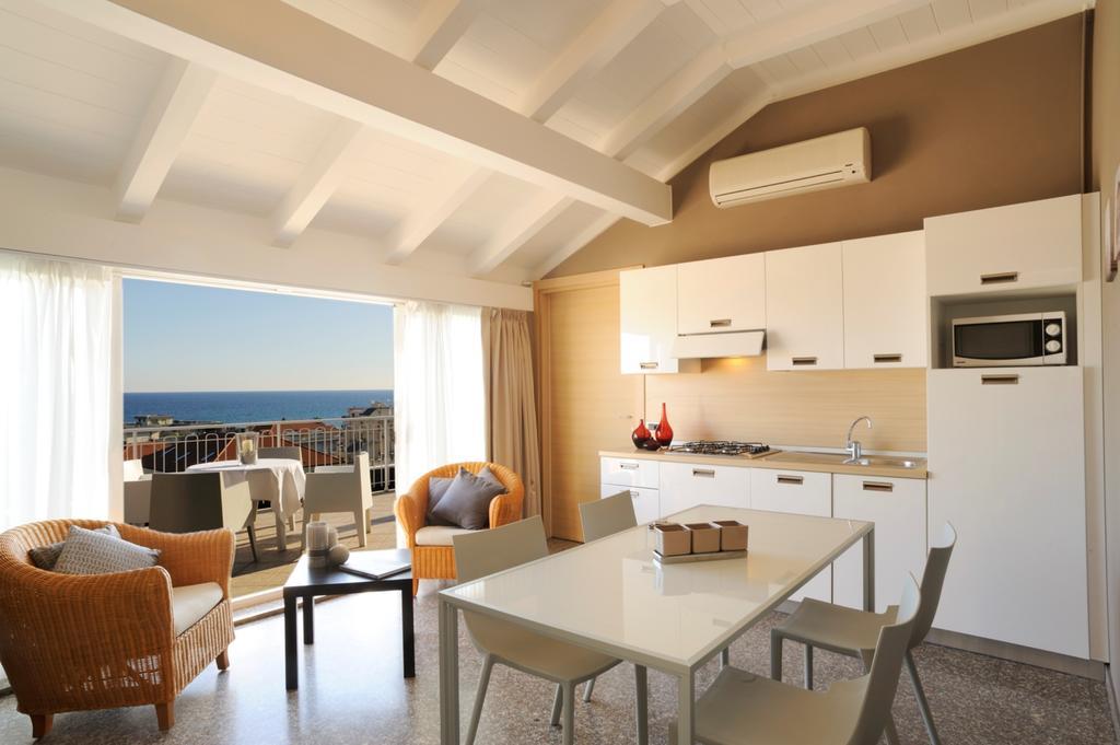 Residence Oliveto Ceriale Zimmer foto